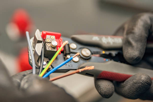 Best Home Electrical Repair  in Santa Clara, OR